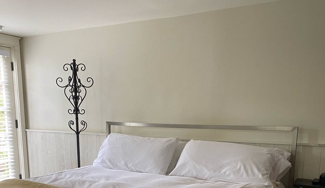 Santa Ynez Numancia Suite Studio