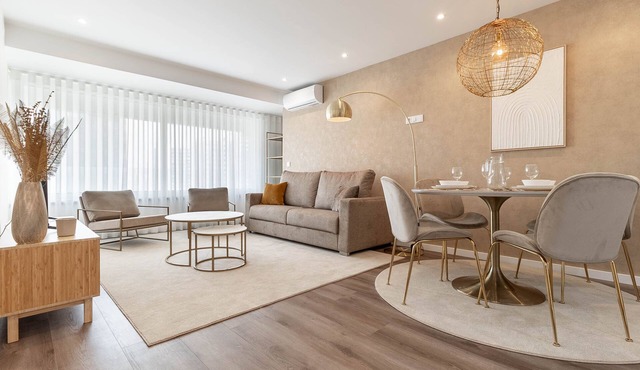 Savory Sage Apartment, Sete Rios, Lisbon