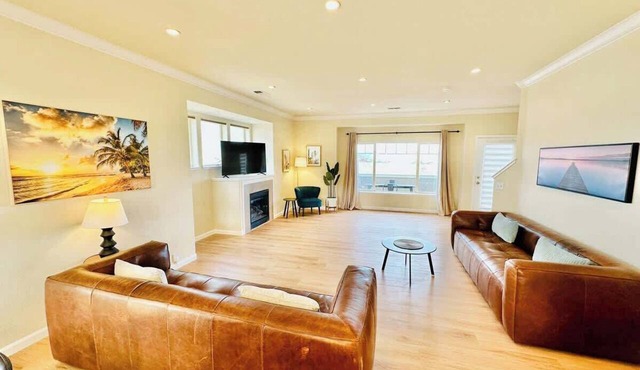 Scenic,10 Guests,7 Beds 4036