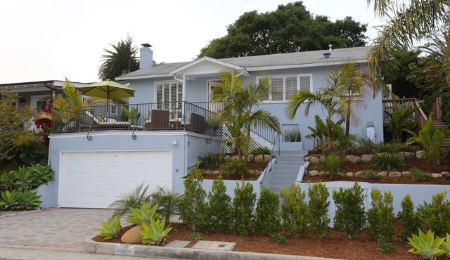 Sea Glass Cottage - Cool, Fresh and Fun on the Mesa