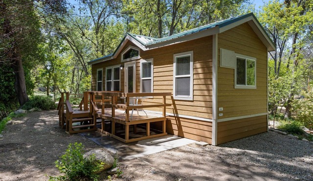 Secluded Cabin at Kern River Sequoia Campground (Cabin 19)