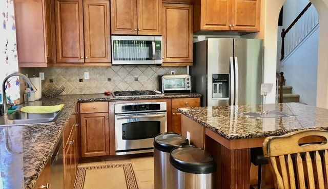 Sequoia Serenity: Charming 6/Br - fits 14