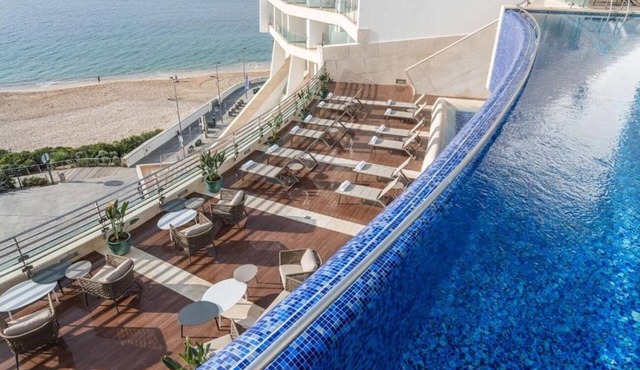 Sesimbra Oceanfront Hotel | Ocean View Deluxe | Balcony | Pools | Free Breakfast