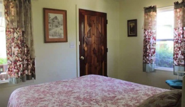 Sierra Cottage