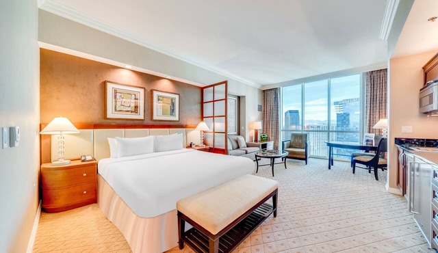 Signature Deluxe Balcony Studio by Jet Luxury