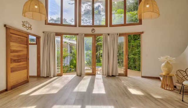 Siren Sanctuary Resort