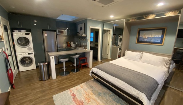 Smartly Designed Studio for the Solo Traveler
