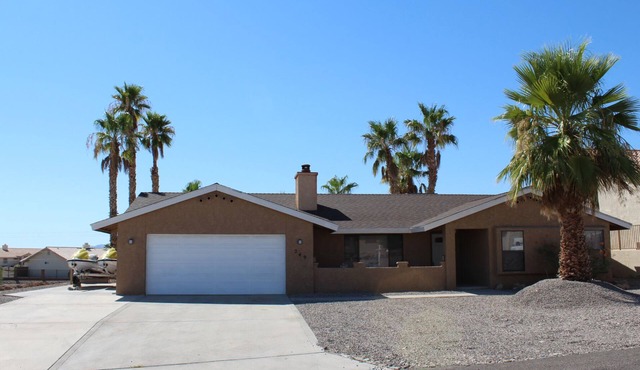 Snead Dr. Beautiful Lake View Vacation Pool Home