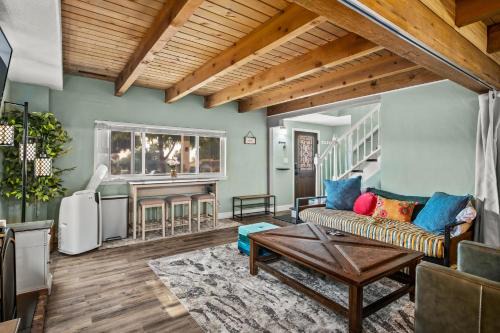Spacious 4BR Home Near Downtown Reno & UNR