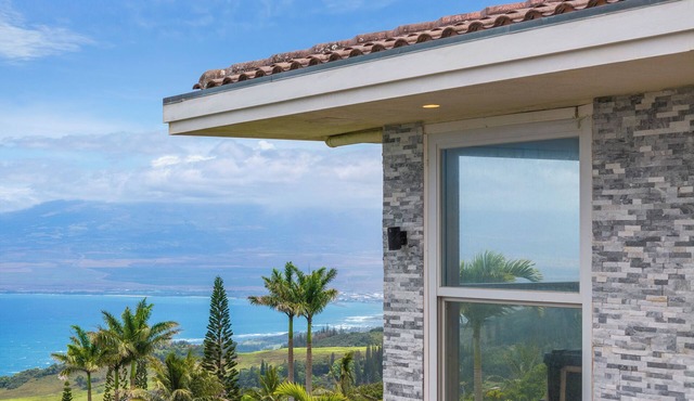 Spacious 5-bedroom house with 360 view in serene Wailuku