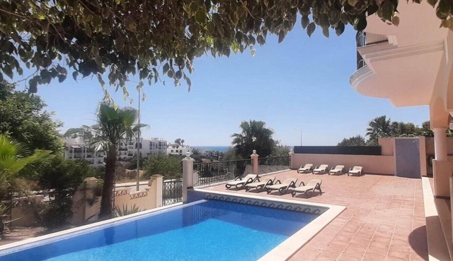 SPACIOUS 5 BEDROOM SEA VIEW VILLA GIRASSOL