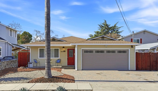 Spacious 5BR Retreat Near Downtown Livermore |Wine
