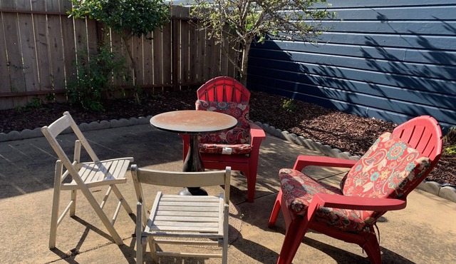 Spacious Apt 6 mins to UCSF, St Mary's,nocean beach, GG park. Yard, Clean, Safe!