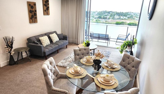 Spacious River View Escape with Free Secure Park - 2BR, 2BA and Sofa Bed