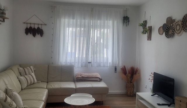 Spring Water House, townhouse near beaches and nice places to visit