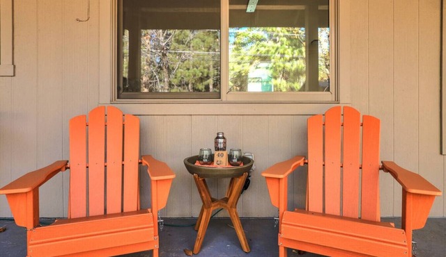 Steller’s Jay Getaway - Pet Friendly in City of SLT