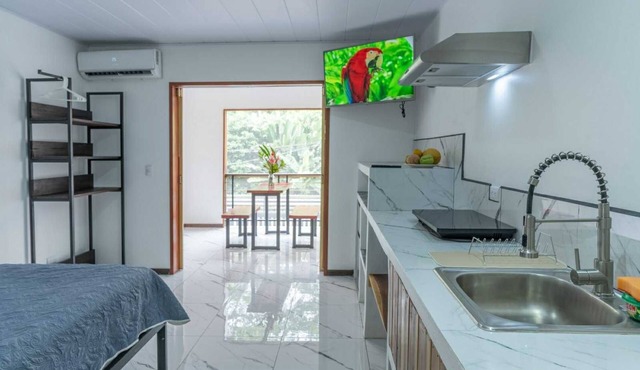Studio Apartment #7 w/Smart TV, A/C + Pool