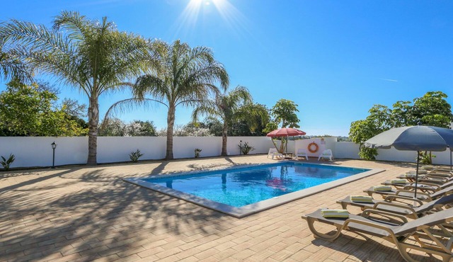 ★Stunning Luxury Villa w/Private Pool, n/Galé Beach, Albufeira