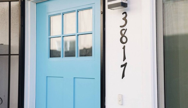 Stylish and newly updated 2BR/1BA home in the heart of San Diego!
