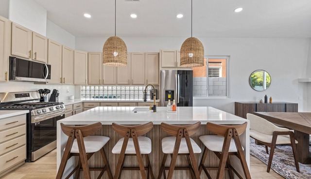 Stylish Bermuda Dunes Home: Private Pool & Spa