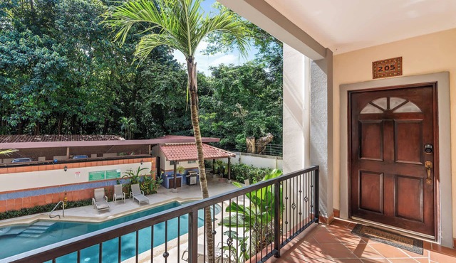 Stylish, Spacious Condo w/Swimming Pool & Short Walk to the Beach