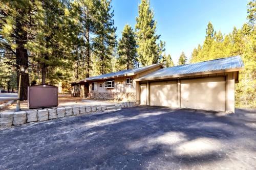 Tahoe Keys Boulevard Holiday home