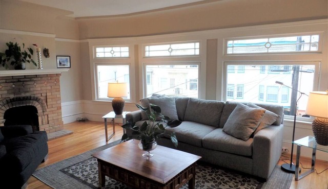 Tastefully remodeled ocean-view flat