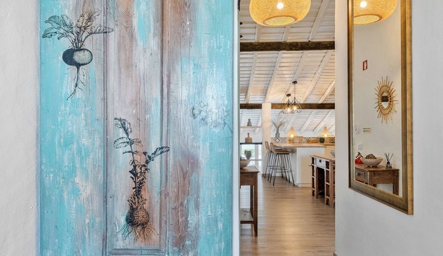 Teal and Green-Alqueva Country House. In Amieira, just a few steps from Lake Alqueva