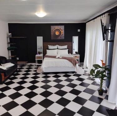The Cozy Maison
