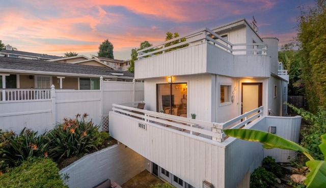 The Narrows Oceanview Home | Chosen Beach Collection