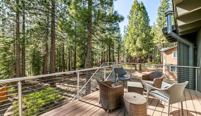 The Pine Valley Retreat | Modern Comfort & Forest