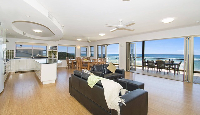 This luxury, beachfront apartment is a magnificent example of beachside living.