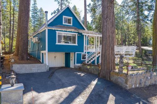 Tollhouse Cottage Heart of Shaver