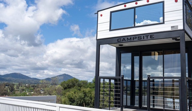 Trailer Paradise with AC and WiFi in adorable Ramona