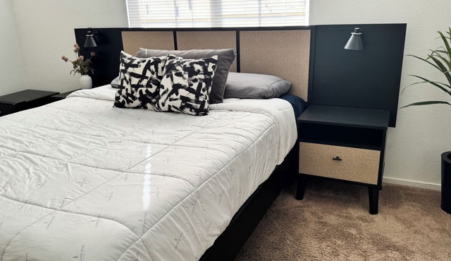“Tremendous Comfort Meets Cool Luxury in Vibrant Las Vegas!”