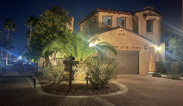 Tuscan Getaway in the Desert!
