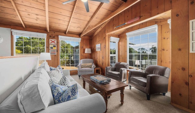 Twin Lakes Surf Cabin - Sleeps Up To 12