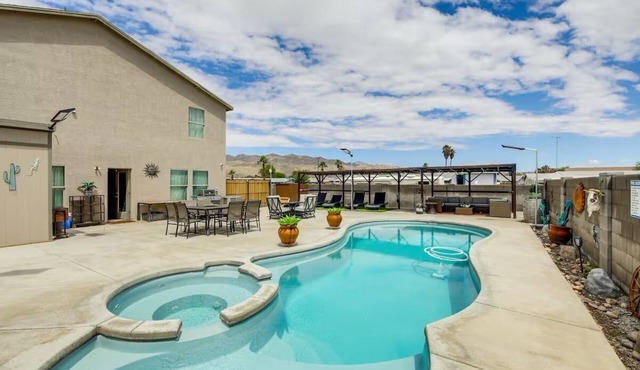 Ultimate Fun House: Private Pool & Arcade!
