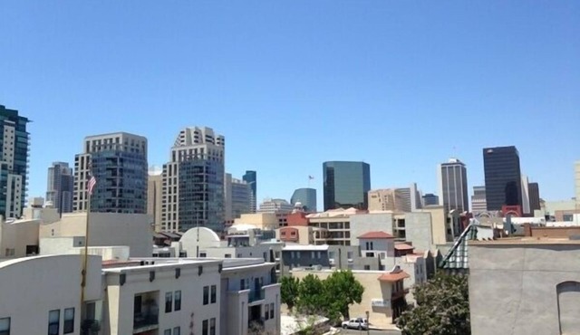 Unbeatable Location Downtown and Great Condo! You won't be disappointed!