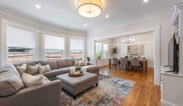 Updated 3BR Residence with Bonus Space in Central Richmond, Near Parks, Dining & MUNI Access