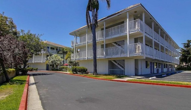 Vagabond Inn - Carpinteria North