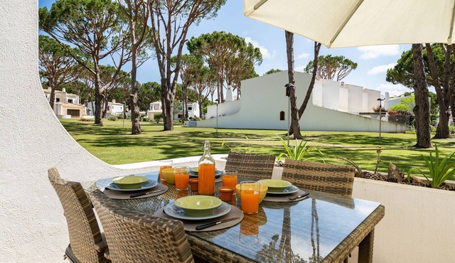 Vilamouratenis Sunscape by SAPvillas