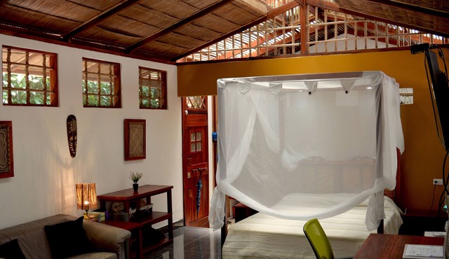 Villa 5 - Modern 2 Bed Villa in Playa Chiquita