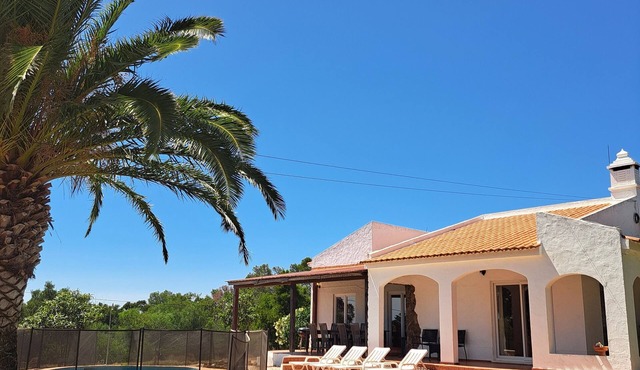 Villa Alegria - A Private, Cozy Retreat in Nature