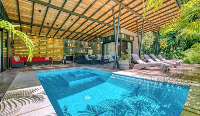 Villa Tres Lunas-Private Jungle Retreat with Pool