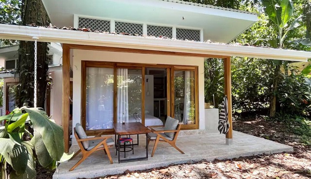 Villa Guaitil – Cozy Jungle Bungalow in Playa Chiquita