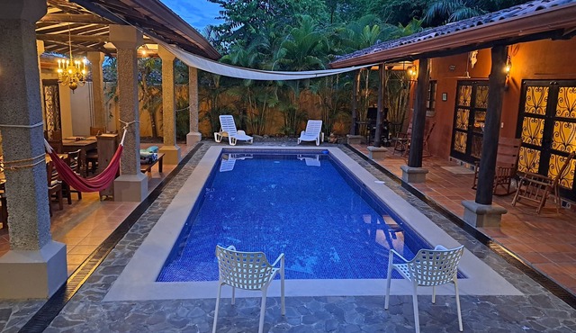 Villa Helena Hermosa private 5-bdr resort & pool by BEACHHOME