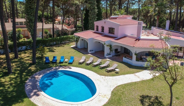 Villa Joselina | 4 Bedrooms | Golf Views | Vilamoura
