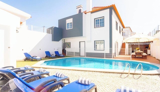 Villa Sol e Mar - Villa for 8 persons with pool and near the beach of Caparica
