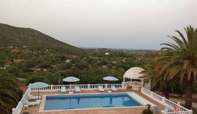 Villa With Superb Country & sea Views Close to Ria Formosa, Private Pool 12x6m